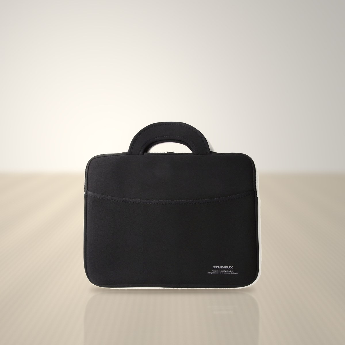 パソコンケース